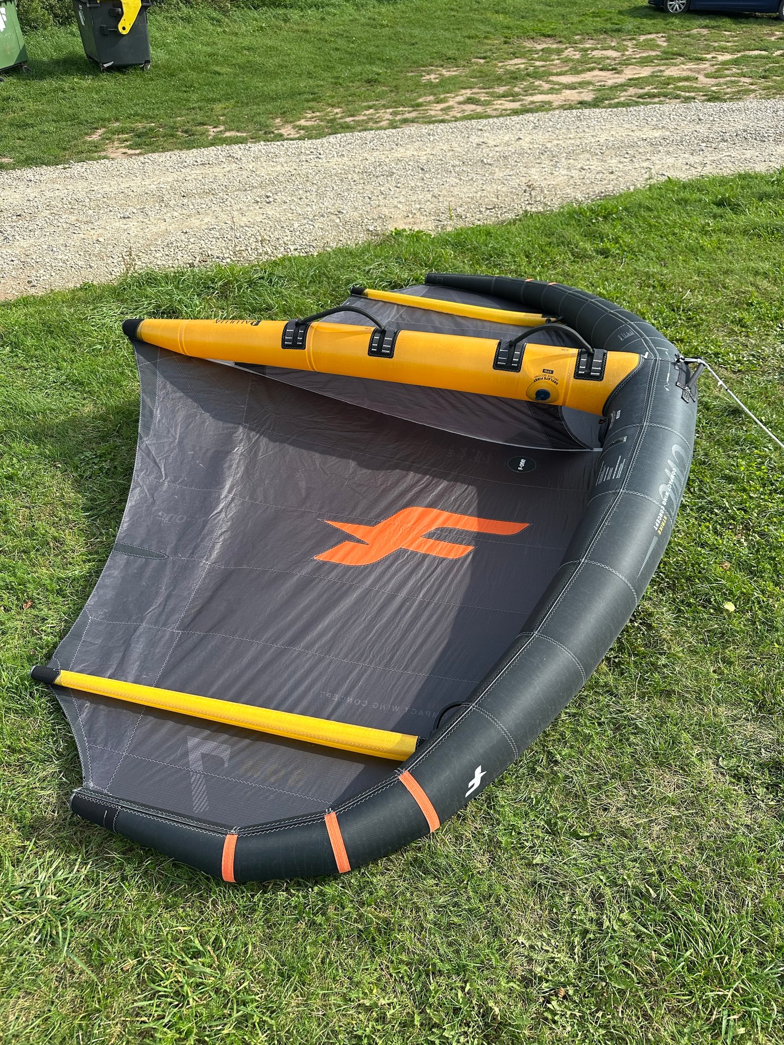 F-ONE CWC V4 - 7 sqm (naudotas) Gero stovio, juodos spalvos